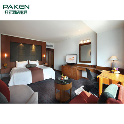 L'ODM a adapté les chambres à coucher aux besoins du client du bois solides d'hôtel d'étoile de la taille 4