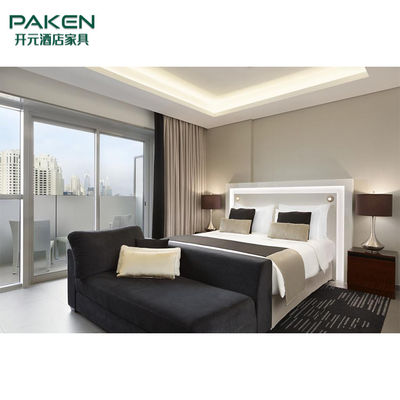 Meubles de chambre à coucher d'hôtel de Tan And White Color Luxury d'ensemble complet